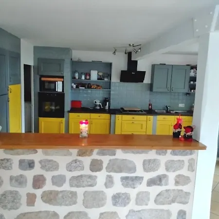 Hébergement de vacances La Bourrique 10 Pers Pradelles